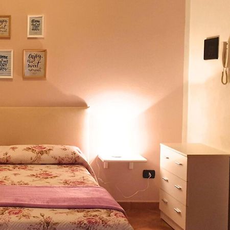 Le Camere Di Libero E Roberta Parghelia Bagian luar foto