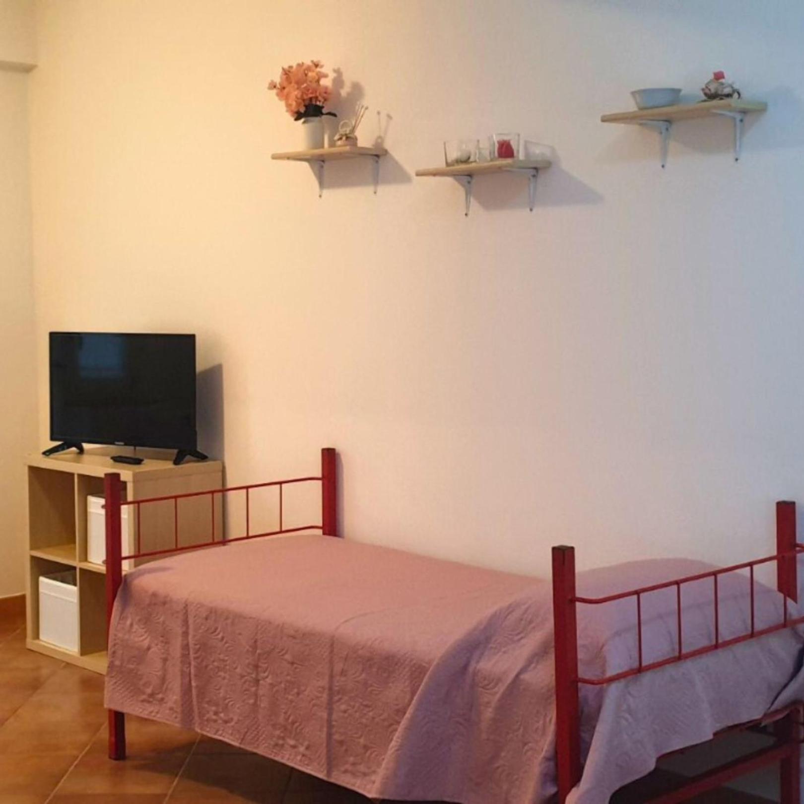 Le Camere Di Libero E Roberta Parghelia Bagian luar foto